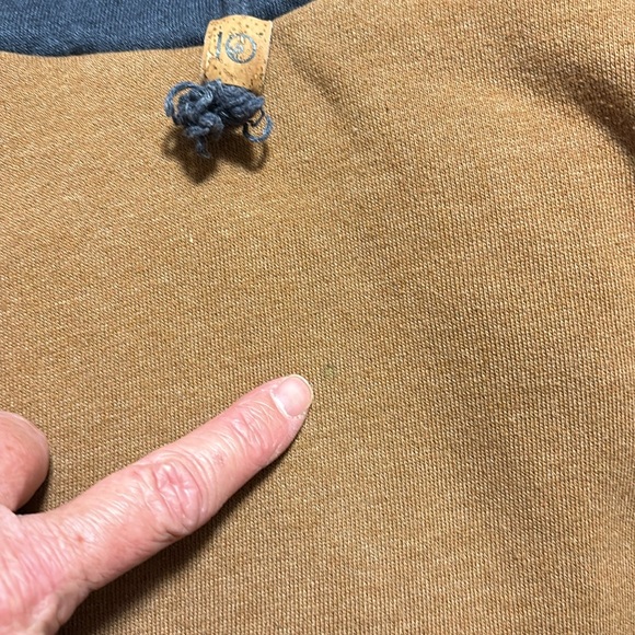 10 Tree hoodie - Picture 6 of 6